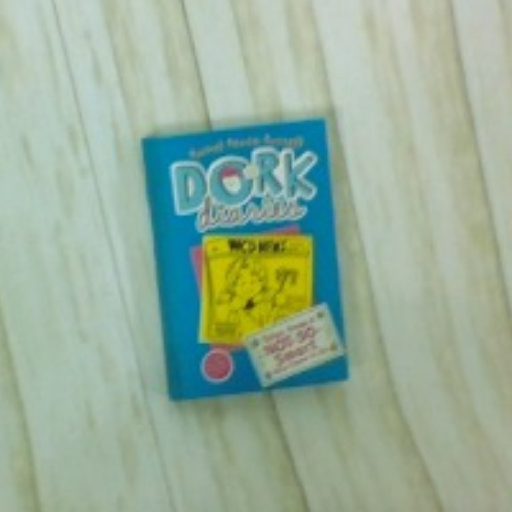Rachel Reneé Russell Dork diaries #5